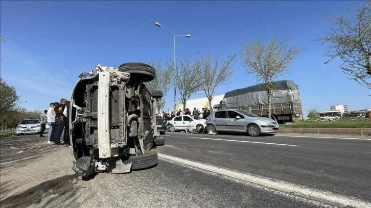 Bayram tatilinin ilk 5 gününde trafik kazalarında 38 kişi öldü, 5 bin 26 kişi yaralandı