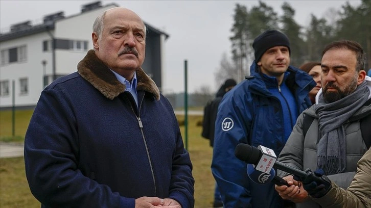 Belarus Cumhurbaşkanı Lukaşenko sınırda olası saldırılara karşı hazırlık talimatı verdi