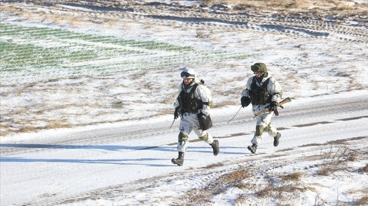 Belarus ile Ukrayna Savunma Bakanları bölge güvenliğini görüştü