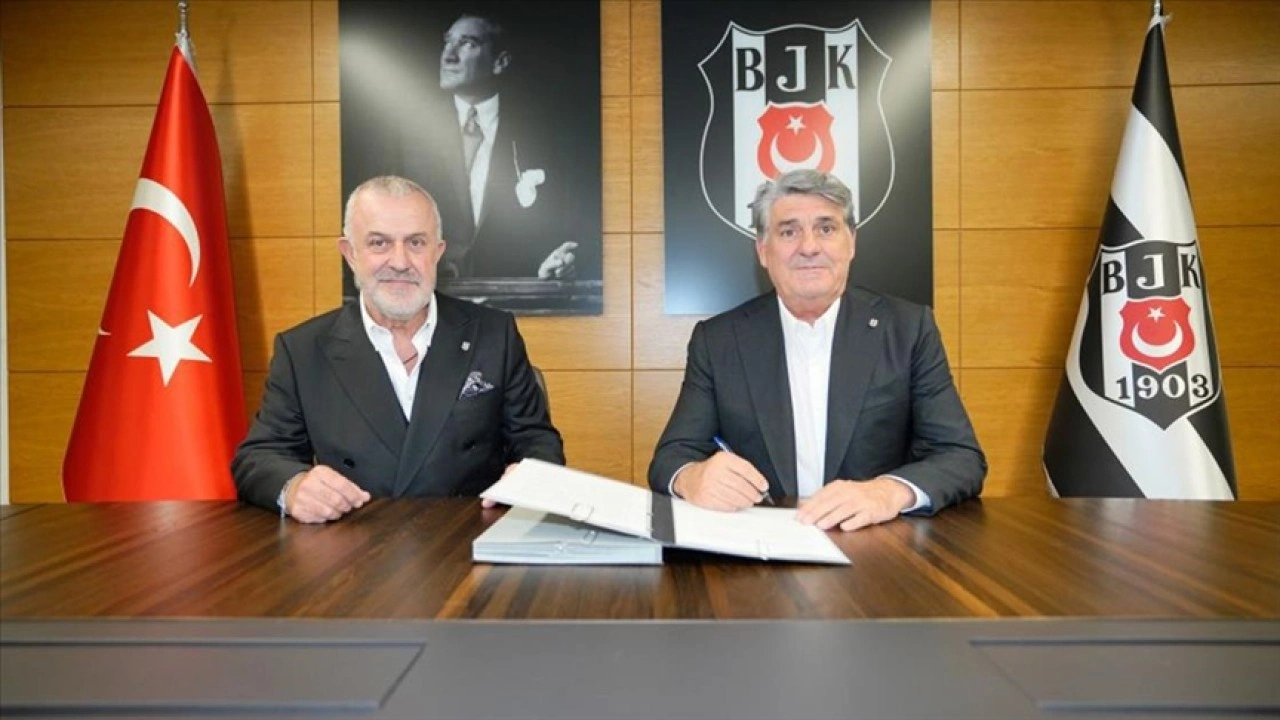 Beşiktaş Başkanı Serdal Adalı, eski yönetici Ahmet Ürkmezgil ile protokol imzaladı