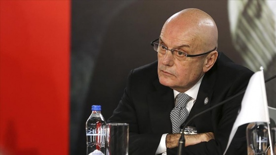 Beşiktaş Divan Kurulu Başkanı Yamantürk Zekeriya Alp'e sahip çıktı