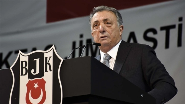 Beşiktaş Kulübü Başkanı Çebi, Galatasaray'ı Dolmabahçe'ye davet etti