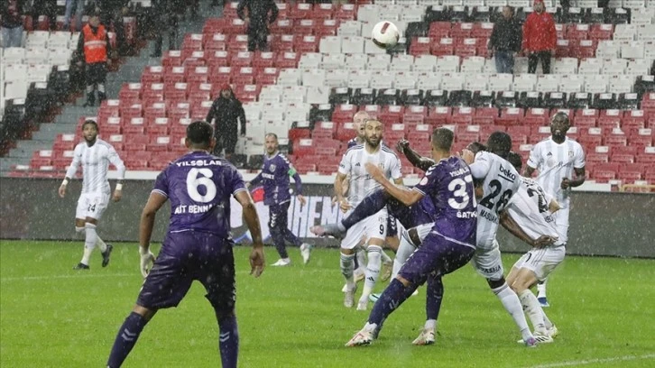 Beşiktaş, Samsunspor deplasmanından 3 puanla döndü