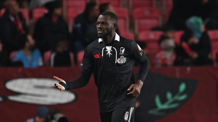 Beşiktaşlı futbolcu Omar Colley, rahatsızlığı nedeniyle Trabzonspor maçında görev yapamayacak