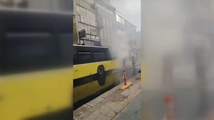 Beykoz'da İETT otobüsünde çıkan yangın söndürüldü