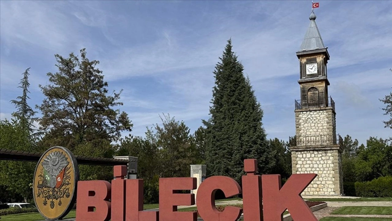 Bilecik, tarihi mekanları ve yöresel kültürüyle ziyaretçilerin ilgi odağı oluyor