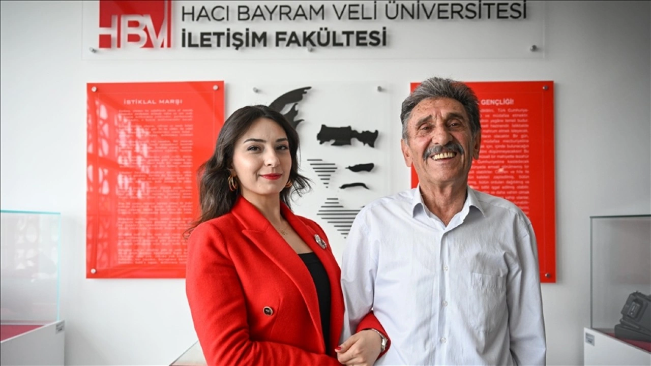 Bıraktığı üniversite eğitimini yarım asır sonra kızıyla aynı sırada tamamlıyor