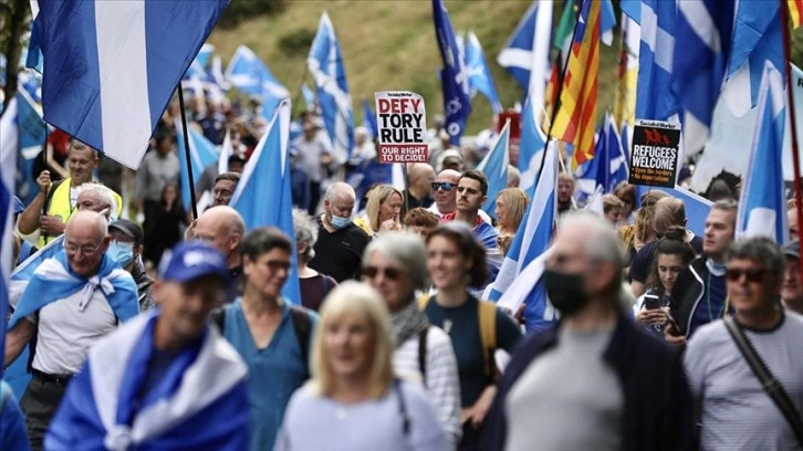 Birleşik Krallık'ta ayrımcılığa uğrayan İskoçlar yeni bağımsızlık referandumu istiyor