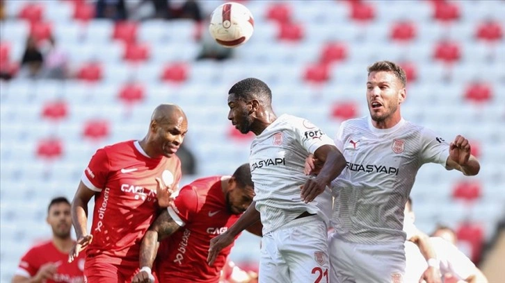 Bitexen Antalyaspor, Ziraat Türkiye Kupası'nda son 16 turuna yükseldi
