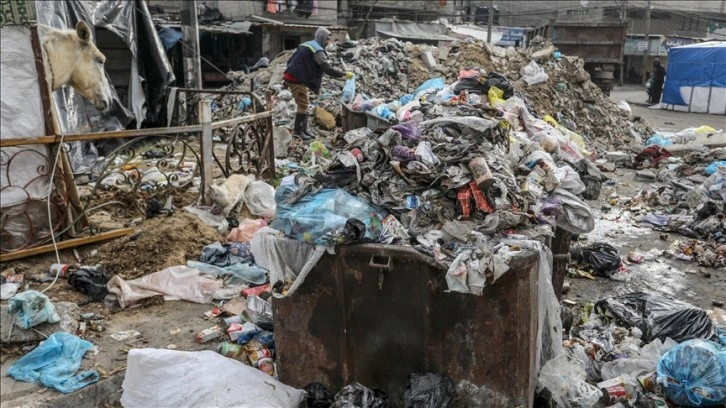 BM: Gazze'de 270 bin ton katı atık birikti