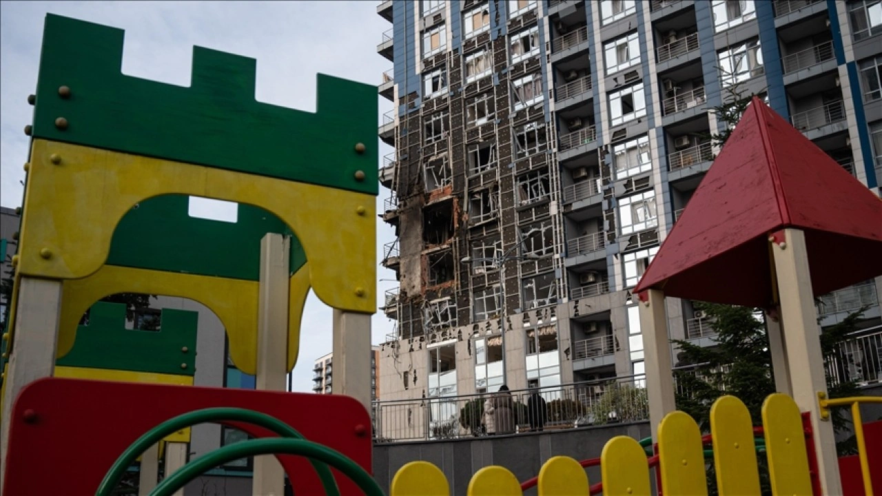 BM Genel Kurulu, Ukrayna'dan zorla çıkarılan çocukların geri dönüşünü talep eden kararı kabul e