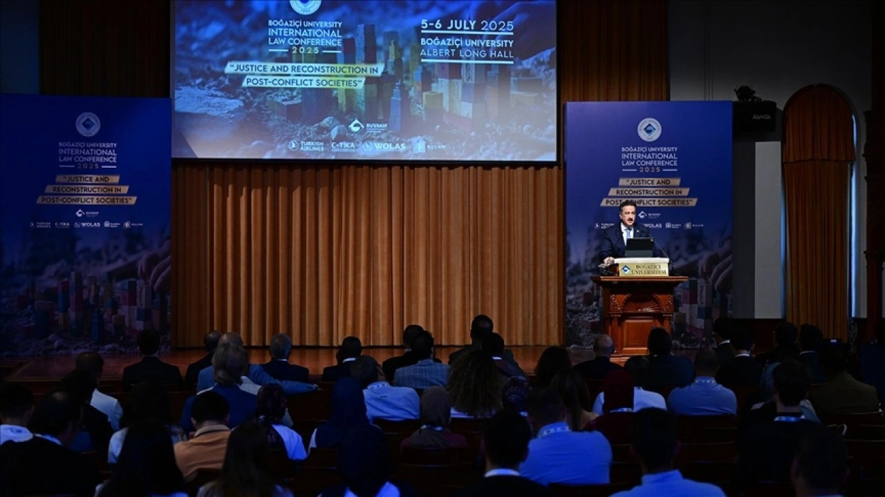 Boğaziçi Uluslararası Hukuk Konferansı 2025'te savaş sonrası süreçte ceza hukukunun yeri ele al
