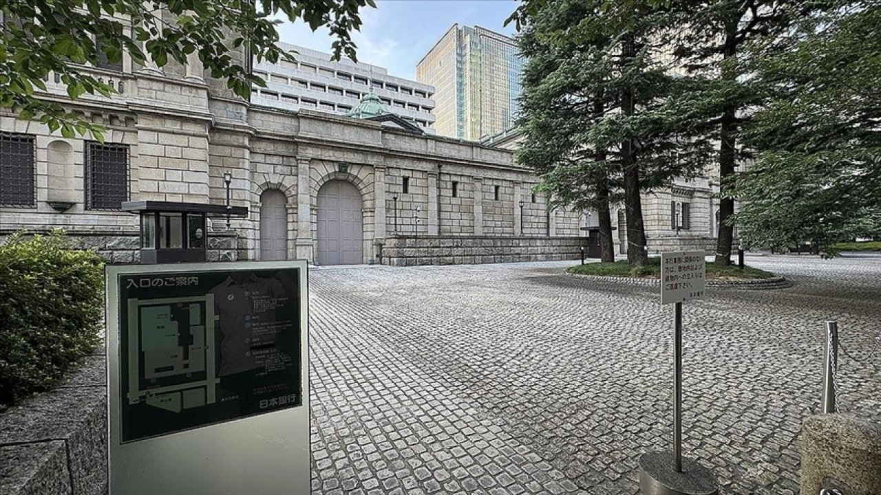BoJ'a y&ouml;nelik şahin beklentiler Japon tahvillerine talebi zayıflattı