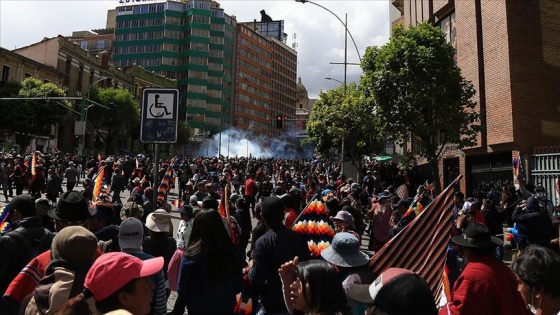 Bolivya'da 5 gösterici canından oldu