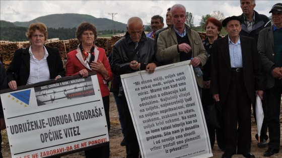 Bosna Hersek'te toplama kampı mağdurları anıldı