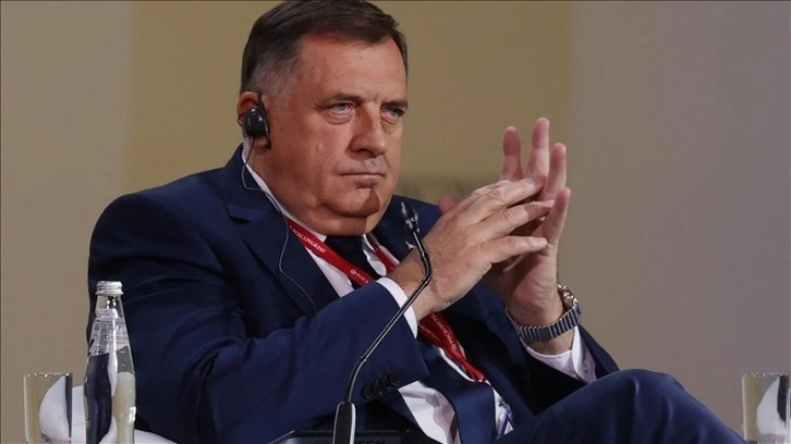 Bosnalı Sırp lider Dodik: Mülklerimizi bizden almaya kalkışırsanız Sırp Cumhuriyeti'ni ayıracağ