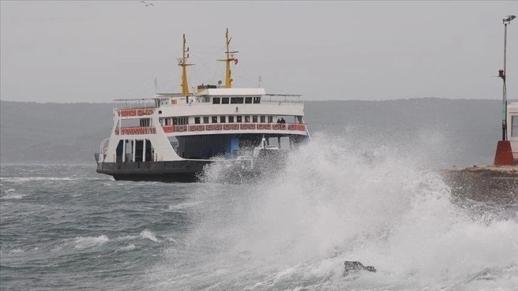 Bozcaada feribot seferleri yarın fırtına nedeniyle yapılamayacak