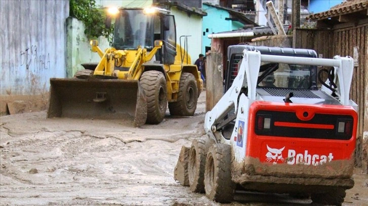 Brezilya'da sel ve toprak kaymalarında 6 kişi hayatını kaybetti