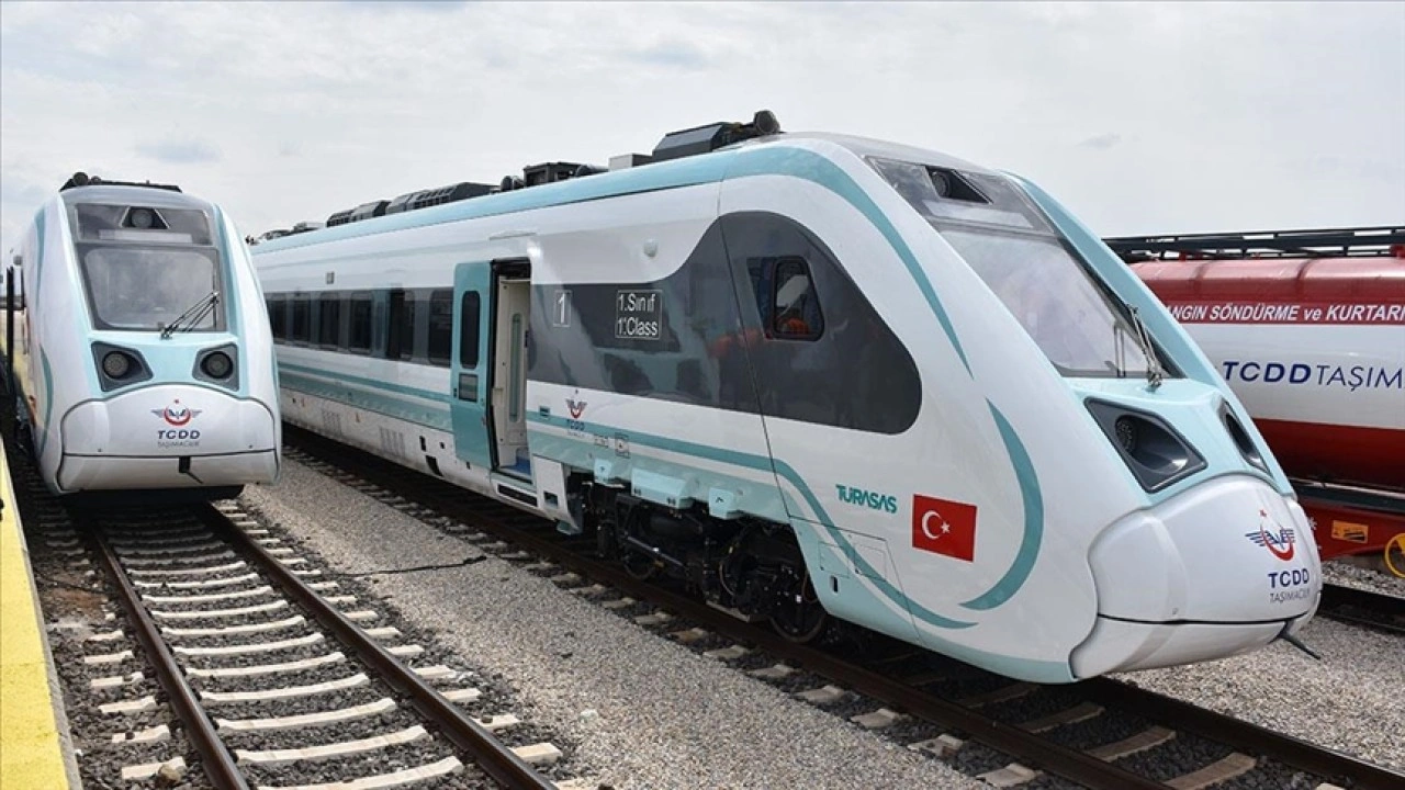 Bu yıl 127 yeni nesil milli yük vagonu raylara indi
