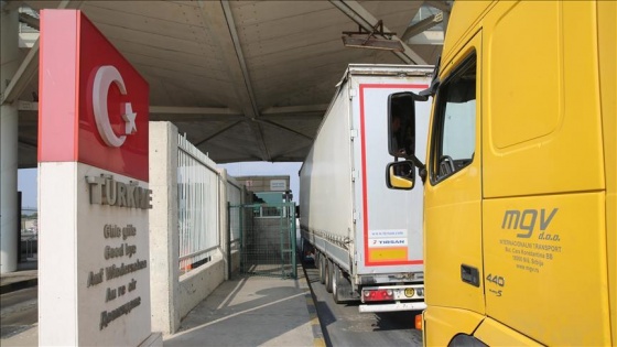 Bulgaristan'a açılan sınır kapılarındaki tır yoğunluğu