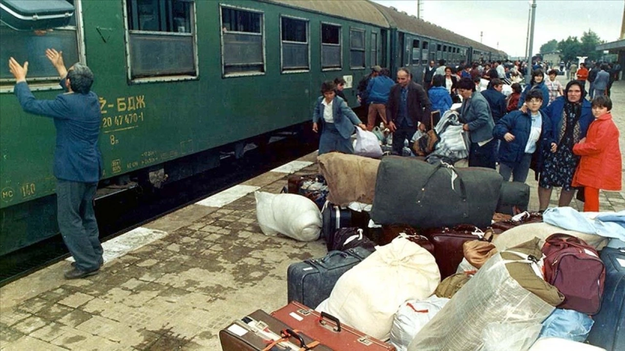 Bulgaristan'dan göçe zorlanan soydaşların anavatana gelişinin üzerinden 36 yıl geçti