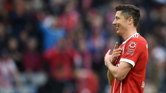 Bundesliga'da 'sezonun futbolcusu' Robert Lewandowski