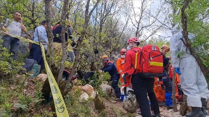 Bursa'da define aramak için mağaraya giren 3 kişi canından oldu