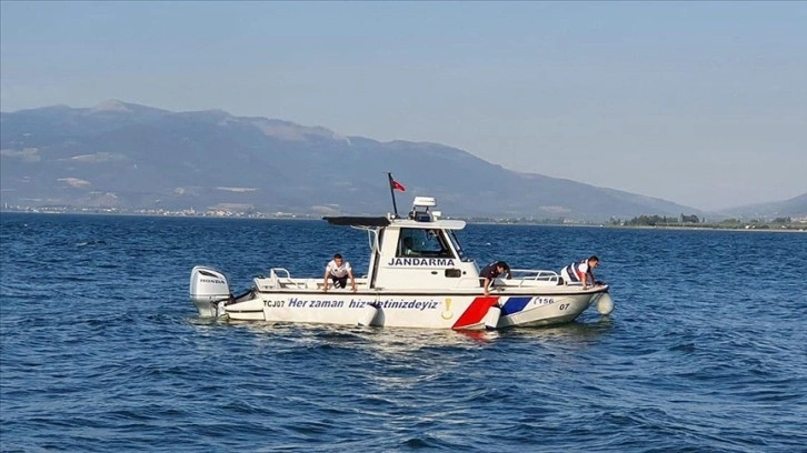 Bursa'da serinlemek için göle giren genç boğuldu