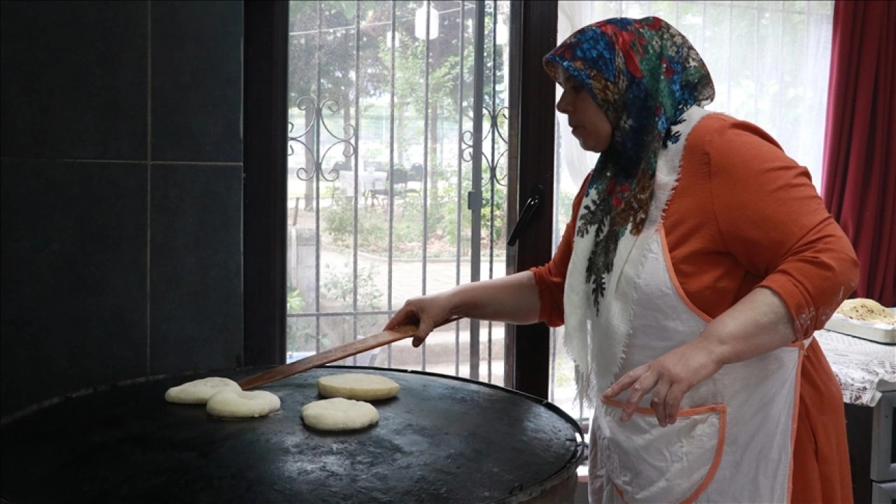 Bursalı kadınlar 5 kilogram unla başladıkları üretim sayesinde kahvaltı evi sahibi oldu