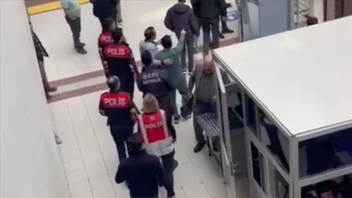 Büyükçekmece'de polis memurunu şehit eden sanığın yargılanmasına başlandı