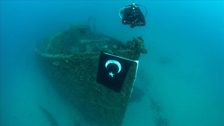 Çanakkale batıklarına dalanlar 107 yıl önceki savaşın izlerini yakından görüyor