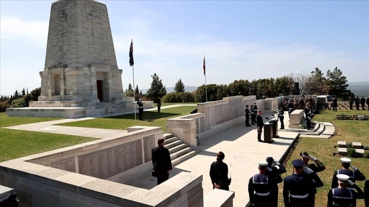 Çanakkale Kara Savaşları'nın yıl dönümünde Lone Pine Anıtı’nda anma töreni düzenlendi