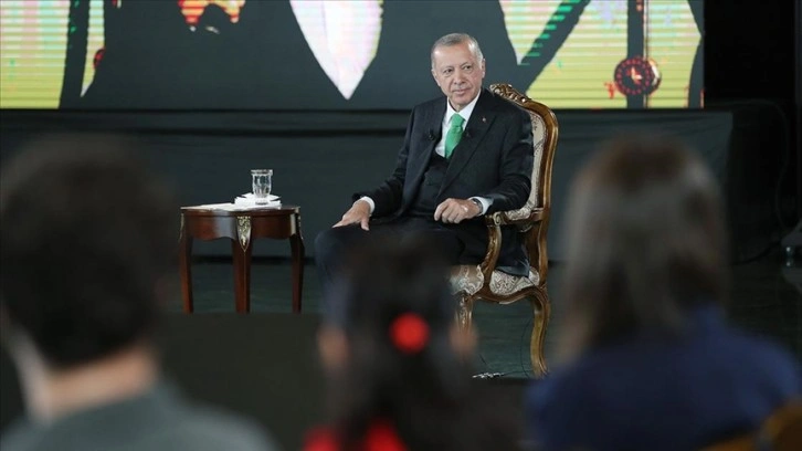 CANLI: Cumhurbaşkanı Erdoğan: Elektronik sigaraya fırsat vermeyeceğiz