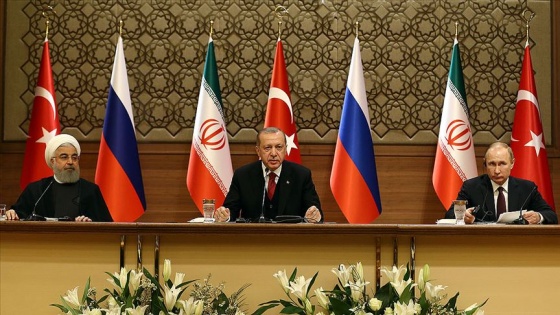 Canlı: Erdoğan, Putin ve Ruhani ortak basın toplantısı düzenliyor