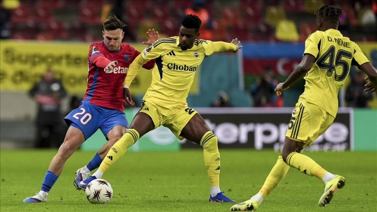 CANLI- FCSB: 0 - Fenerbah&ccedil;e: 1