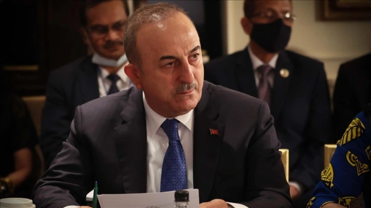 Çavuşoğlu'ndan uluslararası topluma: Arakanlı Müslümanlar evlerine dönmek ve adalet istiyor