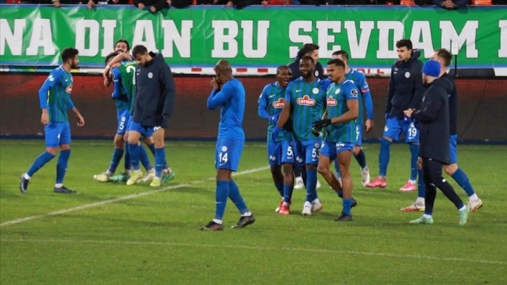 Çaykur Rizespor sahasında galip