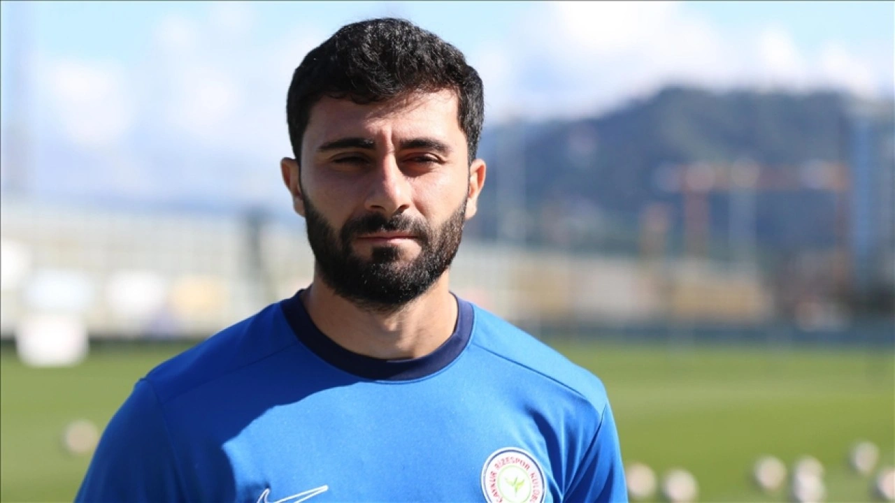 Çaykur Rizesporlu futbolcu Emrecan Bulut'tan Trabzonspor maçı açıklaması: Kazanmak istiyoruz