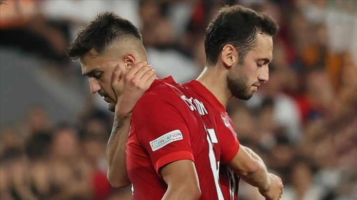 Cengiz Ünder ve Hakan Çalhanoğlu, A Milli Futbol Takımı aday kadrosundan çıkarıldı