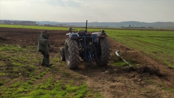 Cerablus'ta patlayıcı yüklü traktör imha edildi