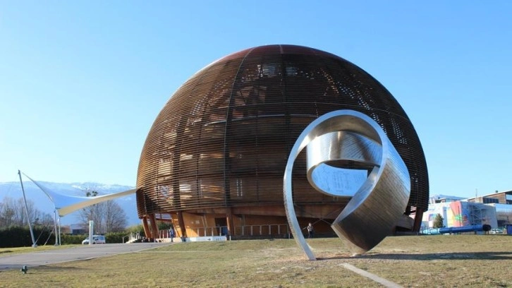 CERN, Ukrayna savaşından ötürü Rusya ve Belarus ile çalışmalarını sonlandırdı