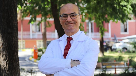 Cerrahpaşa Tıp Fakültesi Hastanesi Başhekimi Kutlubay: Toplum gevşediği için vaka sayısı artıyor