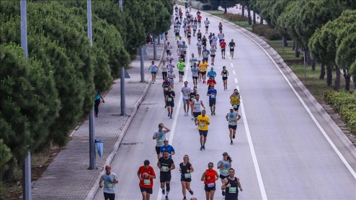 Çeşme Yarı Maratonu'nda hedef büyütüldü