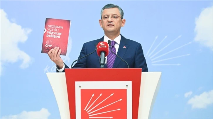 CHP Grup Başkanı Özel, Genel Başkanlığa adaylığını açıkladı