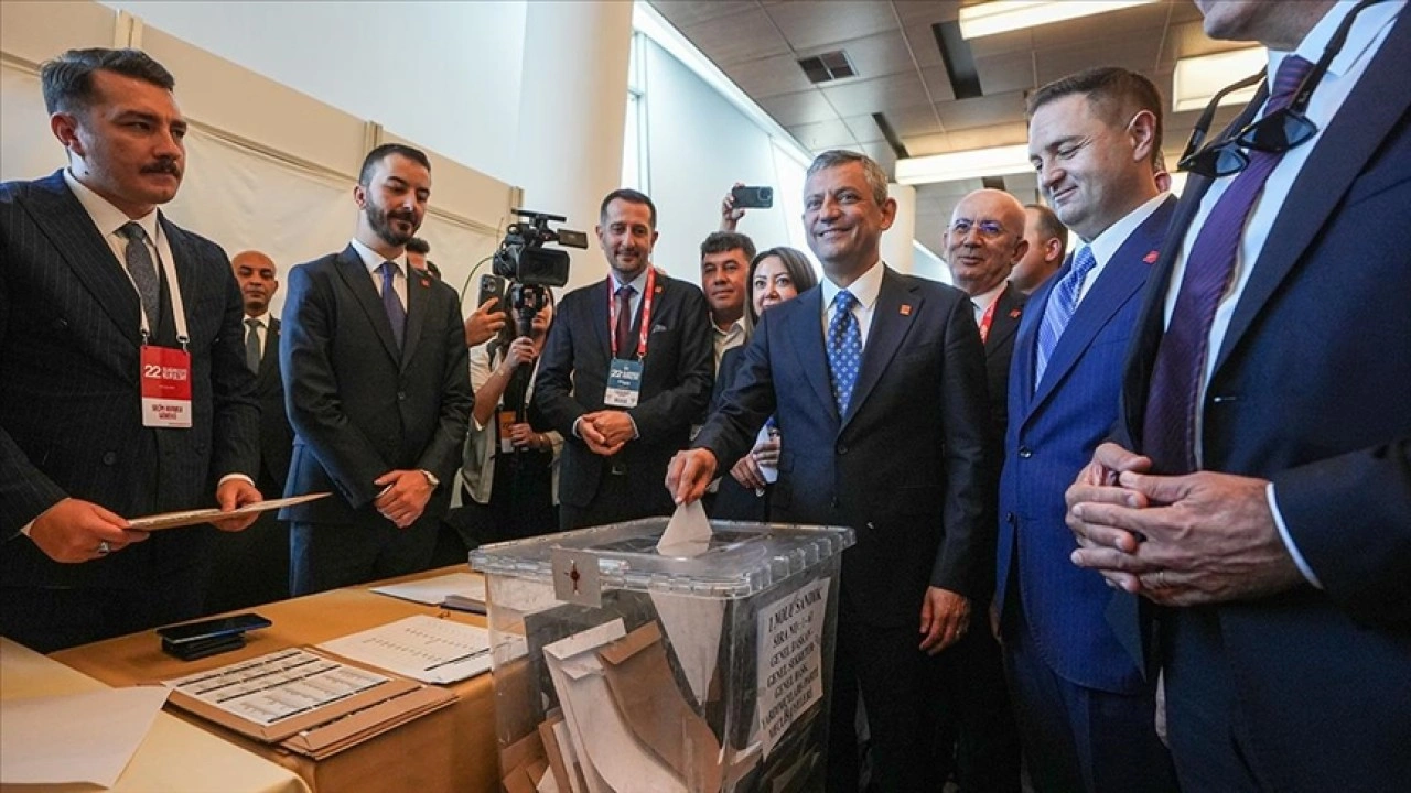 CHP'nin 22. Olağanüstü Kurultayı çalışmalarını tamamladı