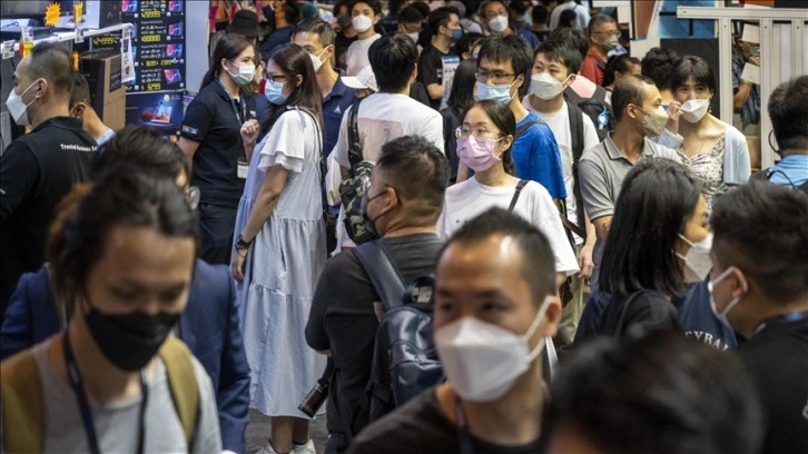 Çin, ABD'nin Hong Kongluların sığınma süresini uzatma kararını protesto etti
