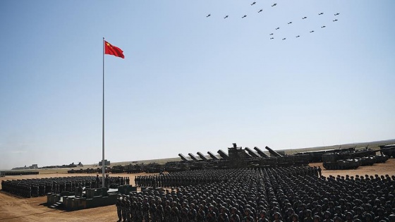 Çin'de 12 bin asker ve 100'den fazla uçakla 'askeri geçit töreni'
