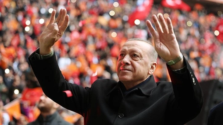 "Çırpınırdı Karadeniz" şarkısı Cumhurbaşkanı Erdoğan için yeniden uyarlandı