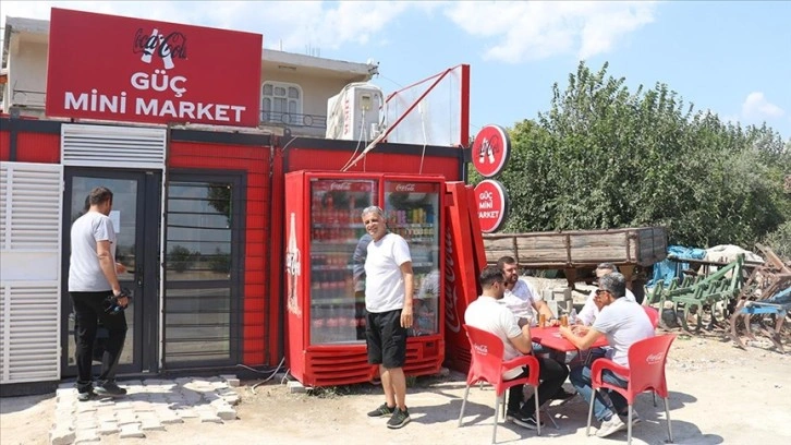 Coca-Cola'dan depremzede esnafa iş yeri desteği