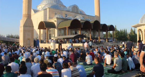 Cuma mesajları! En anlamlı ve değişik cuma mesajları... (23 Aralık 2016 cuma SMS'leri)